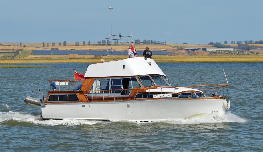 from-rotting-wreck-to-classic-cruiser-restoring-a-bates-star-craft-40